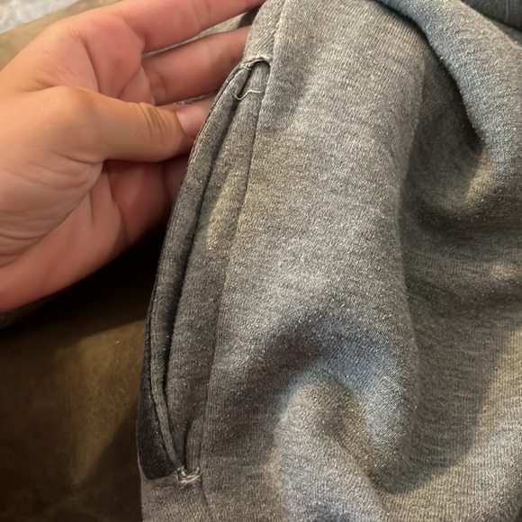 Revolution boys, xl/16/18 In boys, very comfy leg length 27.5 inch - Picture 4 of 6